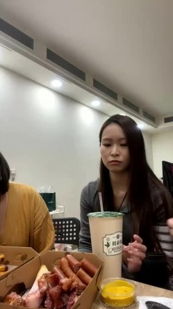 泡良大神性爱救火队「Xinyimark 」OF日常约炮露脸私拍 众多良家学生模特网红拜倒在炮王牛仔裤下 截图8