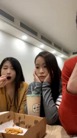 泡良大神性爱救火队「Xinyimark 」OF日常约炮露脸私拍 众多良家学生模特网红拜倒在炮王牛仔裤下 截图11