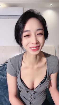 淫荡老师推荐【老师你水好多】欲望极强 醉酒发骚无套啪啪内射 干完不够爽道具自慰潮喷 截图1