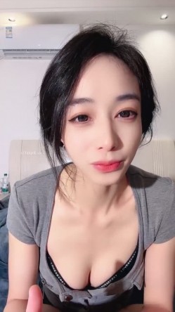 淫荡老师推荐【老师你水好多】欲望极强 醉酒发骚无套啪啪内射 干完不够爽道具自慰潮喷 截图5