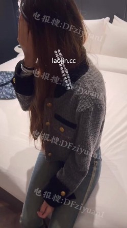 大神包养流出，【巅峰MALONG精品013】，04年身高165，大专妹子，甜美口交细腰美臀 截图3