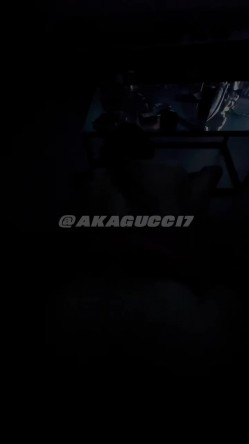 人生赢家推特调教大佬AKAGUCCI7绝版私拍，各种小母狗车模学姐台妹，人前女神175车模卖力口交 截图14