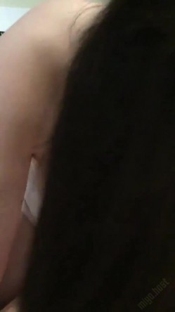 粗长大屌哥约艹38岁熟妇阿姨,拿着手机对着大屌拍照留念,肥茓肥美,最爲败火 截图14