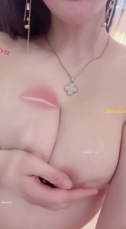 秀人网李丽莎_最新定制扣穴喷水操逼做爱视频 截图2