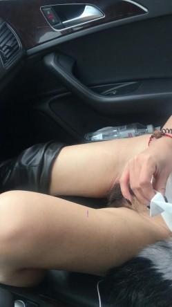 大神包养了半个月的学院派女神，流出64部性爱特辑 截图9