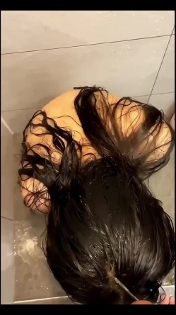 沈阳舞蹈学院究极反差婊【张凤莲】调教-尿头发再吃鸡 截图14