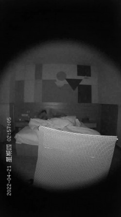 【最新流出解密 ️安防摄像头】猥琐姐夫偷情漂亮小姨子连操两次 叫声淫叫“姐夫 再来一次啊”超清3K原版 截图1