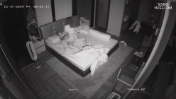 家庭摄像头史诗级破解偷拍！无敌爆乳超美少妇和老公4个月日常做爱全都录下来 截图2