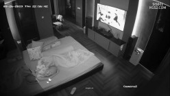 家庭摄像头史诗级破解偷拍！无敌爆乳超美少妇和老公4个月日常做爱全都录下来 截图9