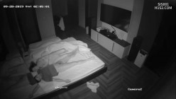 家庭摄像头史诗级破解偷拍！无敌爆乳超美少妇和老公4个月日常做爱全都录下来 截图11