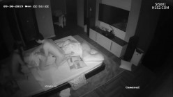 家庭摄像头史诗级破解偷拍！无敌爆乳超美少妇和老公4个月日常做爱全都录下来 截图15