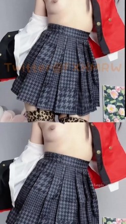 推特极品福利姬，可甜可盐女神【小仙云】最新番裸舞+定制长视频 截图9