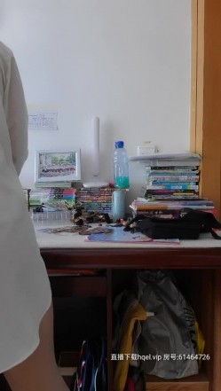 中国好呻吟之宝贝你好骚，寂寞的小少妇居家一个人玩跳弹，看着黄片找感觉，揉奶子抠逼像哥母狗一样高潮喷水 截图6