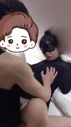 推特极品淫妻【小肥羊不是羊】订阅福利，喜欢不同的陌生男人，约单男3P口爆吞精，极度反差 截图7