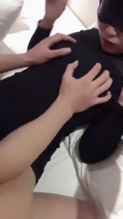 推特极品淫妻【小肥羊不是羊】订阅福利，喜欢不同的陌生男人，约单男3P口爆吞精，极度反差 截图10