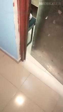 大表哥爆干乡下OO后小表妹,性感黑丝穿着学生制服掰开臊茓等待插入,表情臊气十足 截图3