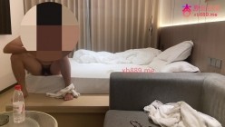 探花【卡尔】3000元约了一个还在读书的妹子妹子身材不错前凸后翘腿型妹子很腼腆但是做爱很配合 截图14