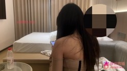 探花【卡尔】3000元约了一个还在读书的妹子妹子身材不错前凸后翘腿型妹子很腼腆但是做爱很配合 截图16