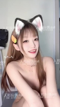 极品颜值露脸清纯少女『神探狸狸人形玩偶doll』 清纯的脸庞淫荡的行为 超级反差的女孩子，清纯淫荡切换只在一瞬间 截图15