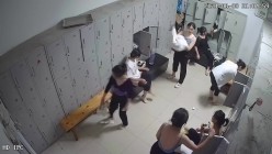 舞蹈班《监控破解》偷拍多位美女学员后台换衣服 截图6