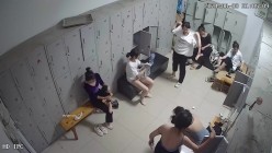 舞蹈班《监控破解》偷拍多位美女学员后台换衣服 截图8