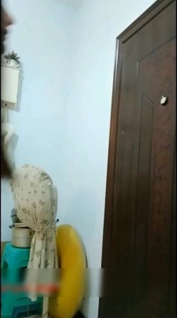 网红演绎早上起床叫外卖，穿的太性感遭起色心的外卖哥强干颜射听她唿喊很是让人兴奋 截图4