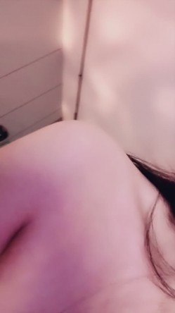 明星颜值！【真不爱吃鱼】天哪，这么漂亮居然下海了 截图2