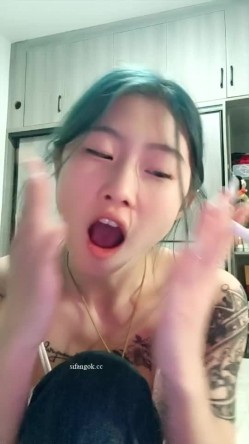 爆乳校花 首次被干【憨宝宝】男友搞完 又约大哥搞 自慰啪啪 逼毛浓厚好性感 爽的很 截图5