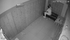 舞蹈班《监控破解》偷拍多位美女学员后台换衣服 截图16