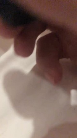 【宝宝有点坏】新人下海~!喜爱被调教学妹~道具自慰~喷尿爽到喷尿 截图11