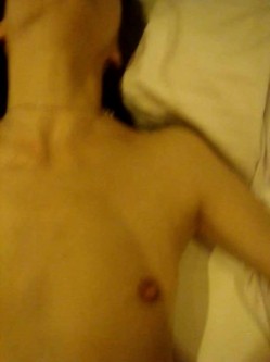 职校小情侣校外同居日常啪啪露脸自拍流出 反差贫乳妹紫薇打炮女上位相当疯狂全程一副高潮脸 截图14