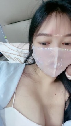 店长推荐，9月的新星，绝美00后，【高端清纯】，哇塞，好漂亮，女神下海，蜜桃臀大奶子，扭起来让人不由自主地硬了 截图8