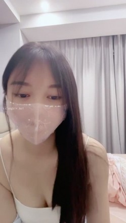 店长推荐，9月的新星，绝美00后，【高端清纯】，哇塞，好漂亮，女神下海，蜜桃臀大奶子，扭起来让人不由自主地硬了 截图10