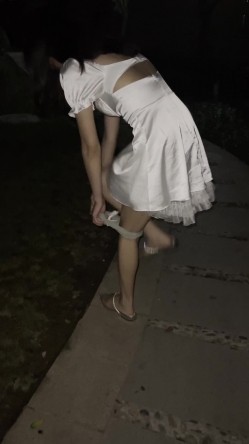顶级女模露脸泄密！万人求购百万粉女神【幻儿】完整私拍视图，有颜值有身材金主的最爱，啪啪内射 截图4