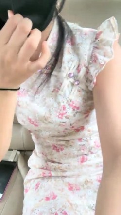 今年秋天的户外野战来了，【水水的小姨子】，姐夫带小姨公园啪啪，无套内射，时刻担心被别人发现，玩得就是这一份心跳和刺激 截图8
