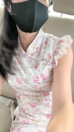 今年秋天的户外野战来了，【水水的小姨子】，姐夫带小姨公园啪啪，无套内射，时刻担心被别人发现，玩得就是这一份心跳和刺激 截图10