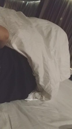 真实绿帽博主，【王军】让老婆陪各个不同单男啪啪，各种特写插穴，太淫乱了 截图4