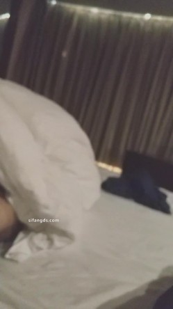 真实绿帽博主，【王军】让老婆陪各个不同单男啪啪，各种特写插穴，太淫乱了 截图5
