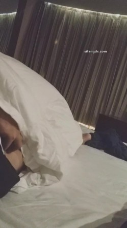 真实绿帽博主，【王军】让老婆陪各个不同单男啪啪，各种特写插穴，太淫乱了 截图6