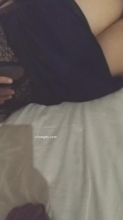 真实绿帽博主，【王军】让老婆陪各个不同单男啪啪，各种特写插穴，太淫乱了 截图13
