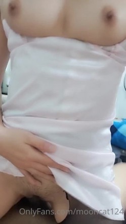 台湾天然美胸熟女人妻中出女王「Jixxielee」「骚猫儿」OF私拍 截图5