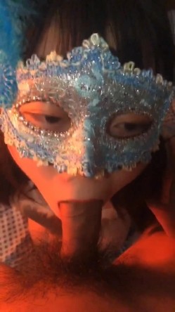 南宁卫生职校的可爱学妹李小霞 · 清纯如花，一线天美穴，吃鸡做爱 21V流出！ 截图12
