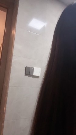 极品尤物小少妇【月亮躲在云朵】天然巨乳 极品无毛馒头粉鲍一线天 甜奶吃鸡吧 大鸡巴插穴怼屏自慰 截图10
