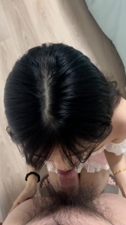 泡良大神【阿曼达】。付费VIP，几位绝品女神泄密福利，露脸，良家妹子，有生活照对比很棒 截图1
