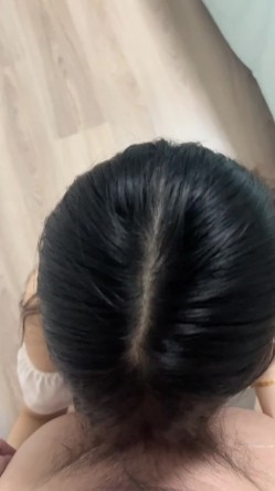 泡良大神【阿曼达】。付费VIP，几位绝品女神泄密福利，露脸，良家妹子，有生活照对比很棒 截图5