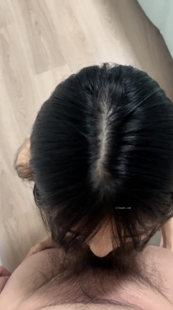 泡良大神【阿曼达】。付费VIP，几位绝品女神泄密福利，露脸，良家妹子，有生活照对比很棒 截图10
