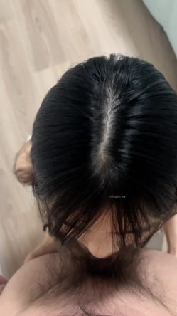 泡良大神【阿曼达】。付费VIP，几位绝品女神泄密福利，露脸，良家妹子，有生活照对比很棒 截图11