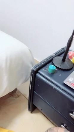 【夕夕夕颜】颜值模特御姐~滴蜡调教~丝袜美腿~道具自慰 截图6