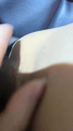 千里送逼，坐上高铁去约炮，【妖娆小宝贝】，美腿御姐，高铁厕所自慰，奥迪车震 截图9