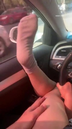 兄弟我只能说 够大胆 大姐这个姿势也是真的真的超淫荡 看的我好想马上插入 截图13